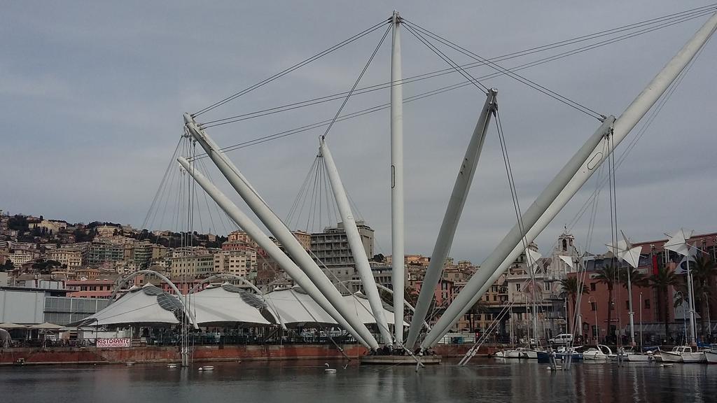 Apartamento La Casa Del Viaggiatore Génova Exterior foto